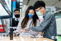台湾电动车展现场图片8