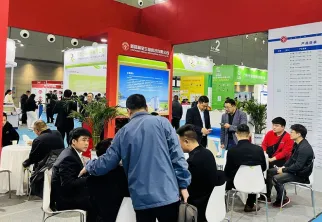 李曼养猪大会现场图片2