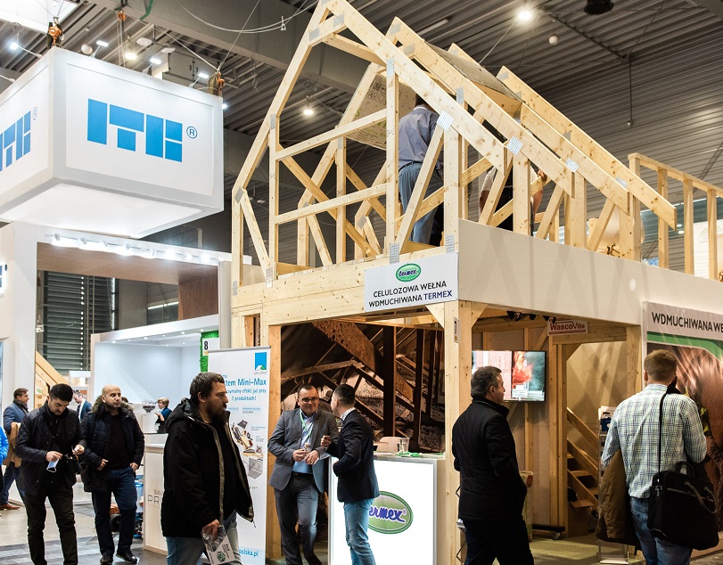 波兰建筑外墙展现场图片5