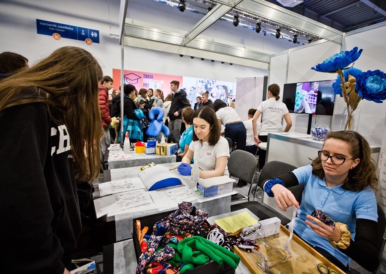 波兰教育装备展现场图片7