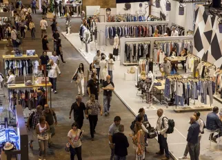西班牙服装展现场图片2
