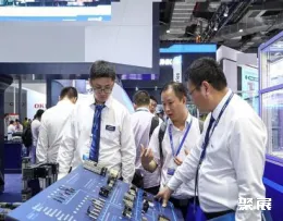 成都微波射频展现场图片3