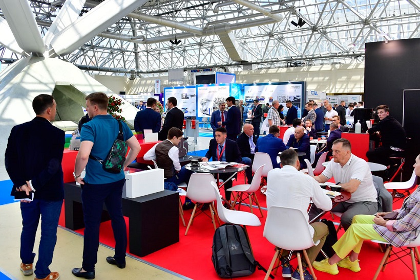 俄罗斯玻璃展现场图片3