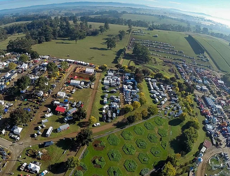 Lardner Park