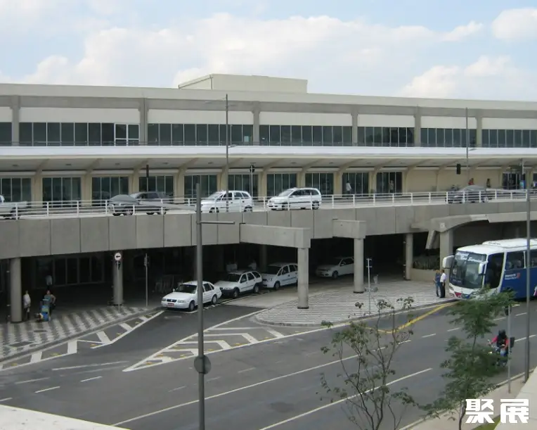 巴西圣保罗孔戈尼亚斯机场展馆图