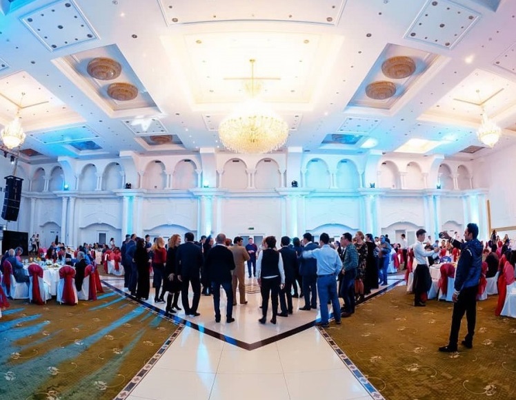 哈薩克斯坦阿拉木圖巴赫奇薩雷宴會廳實景圖