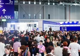 北京服装展现场图片1