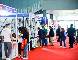 济南重卡配件展现场图片2