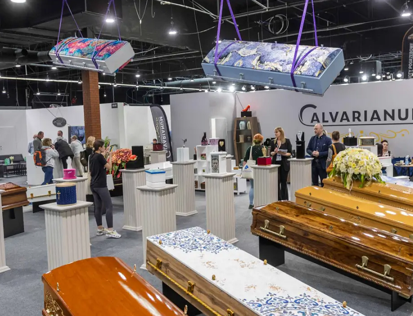 波兰殡葬展现场图片3