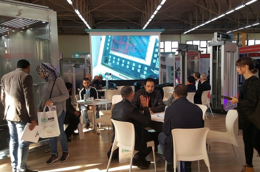 阿尔及利亚电梯展现场图片3