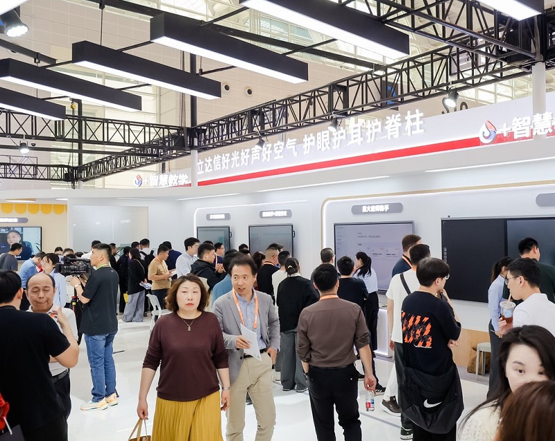 杭州教育装备展展会现场(现场盛况)3