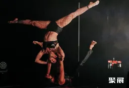 加拿大成人展现场图片5