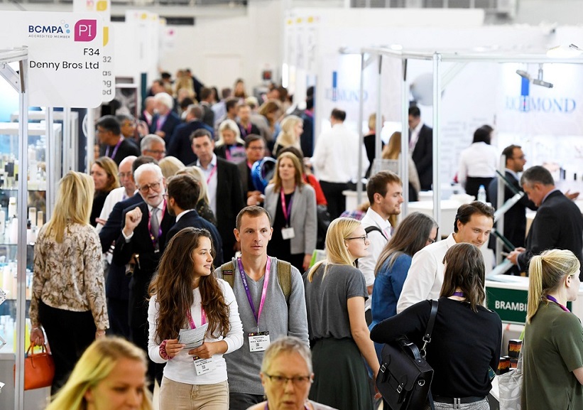 英国奢侈皮包装展现场图片2