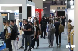 里米尼陶瓷展现场图片3