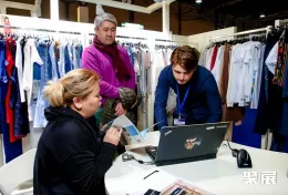 哈萨克斯坦服装展现场图片6