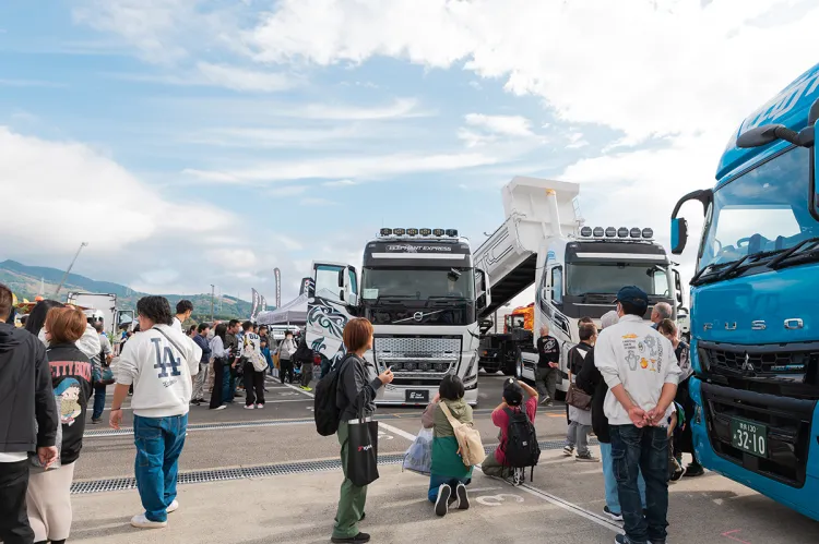 日本横滨卡车展览会