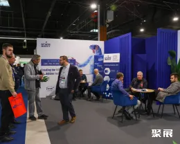 波兰塑机展现场图片2