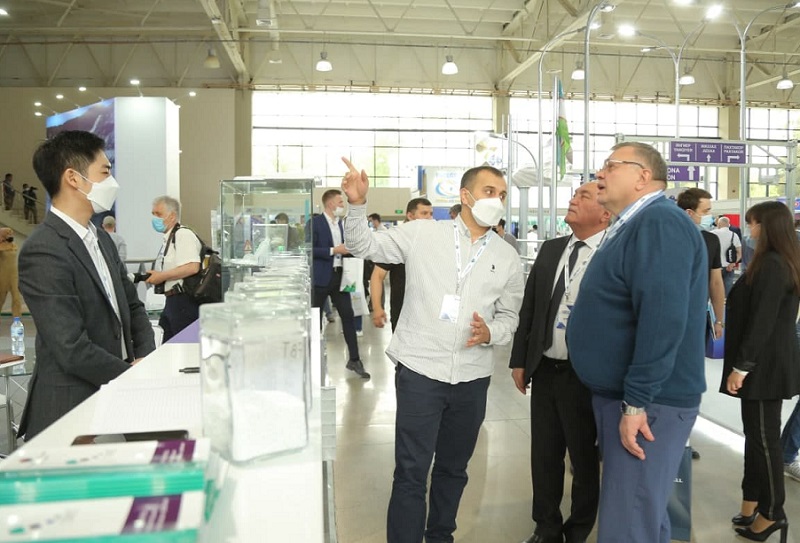 乌兹别克斯坦化工展现场图片5