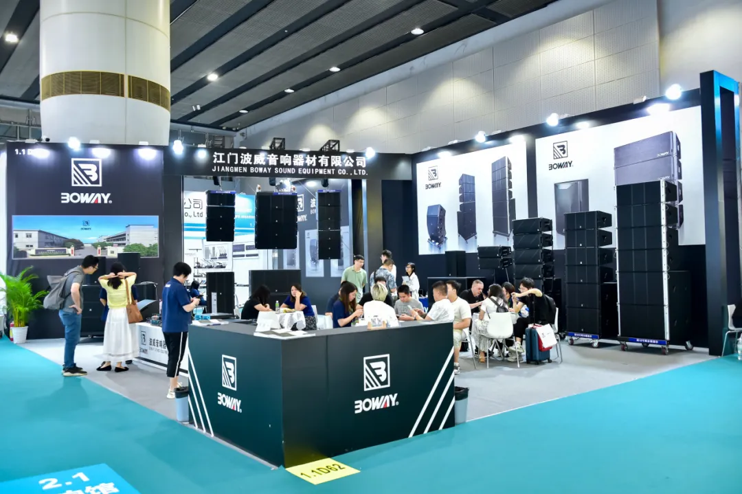 广州国际灯光音响展展会现场(现场盛况)15