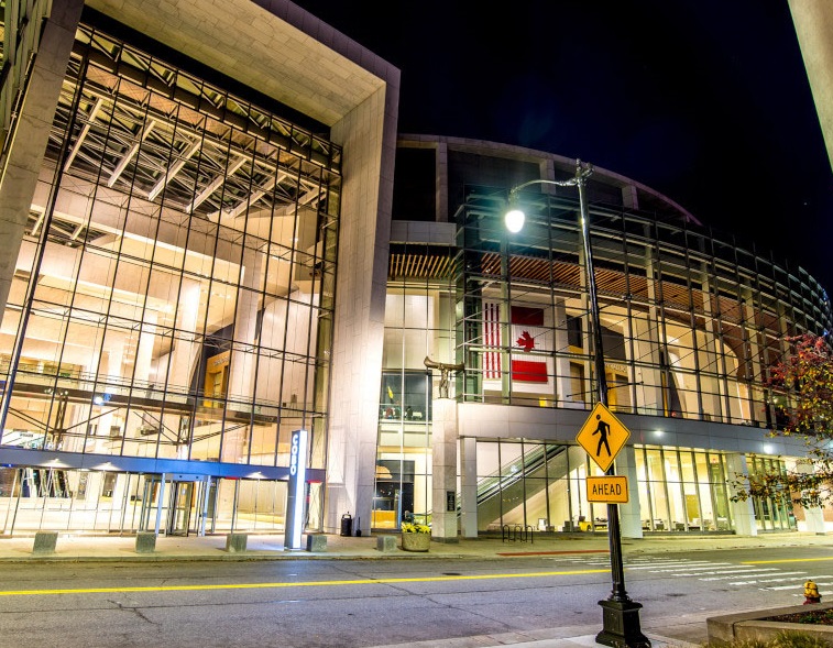 美国底特律科博会展中心实拍图