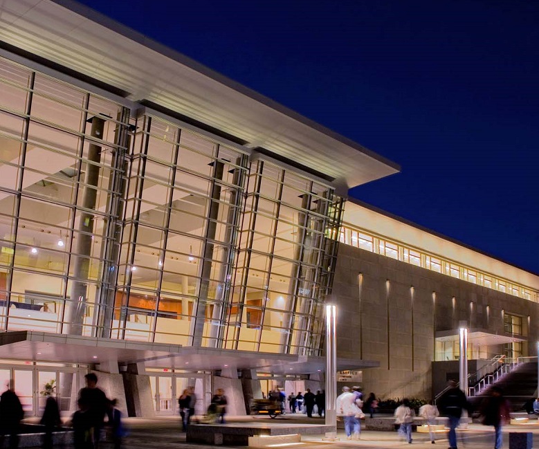 美國(guó)北卡羅來(lái)納州羅利會(huì)展中心實(shí)景