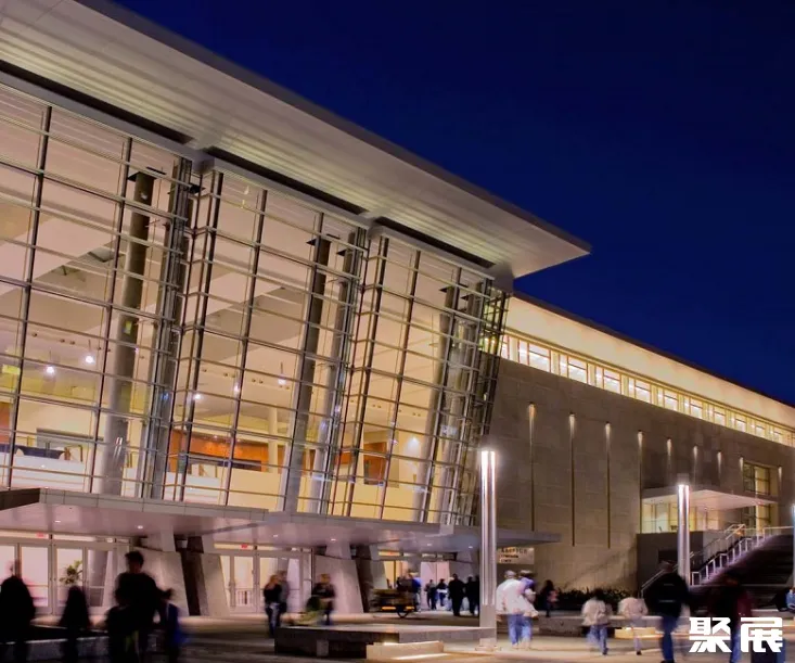 美國(guó)北卡羅來(lái)納州羅利會(huì)展中心實(shí)景