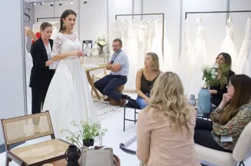 英国婚纱礼服展2025参展攻略（时间+地点+观众预约）