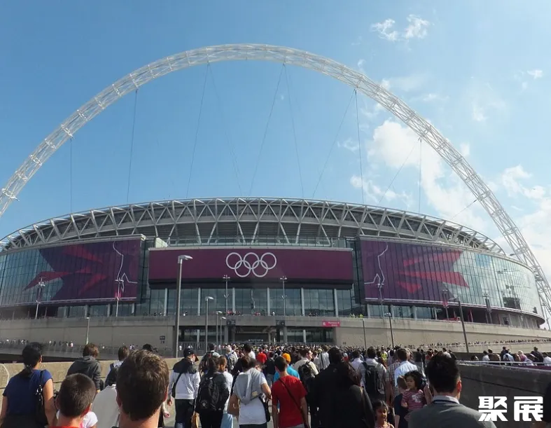 英國倫敦溫布利球場實(shí)景