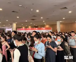 越南教育装备展展会现场(现场盛况)1