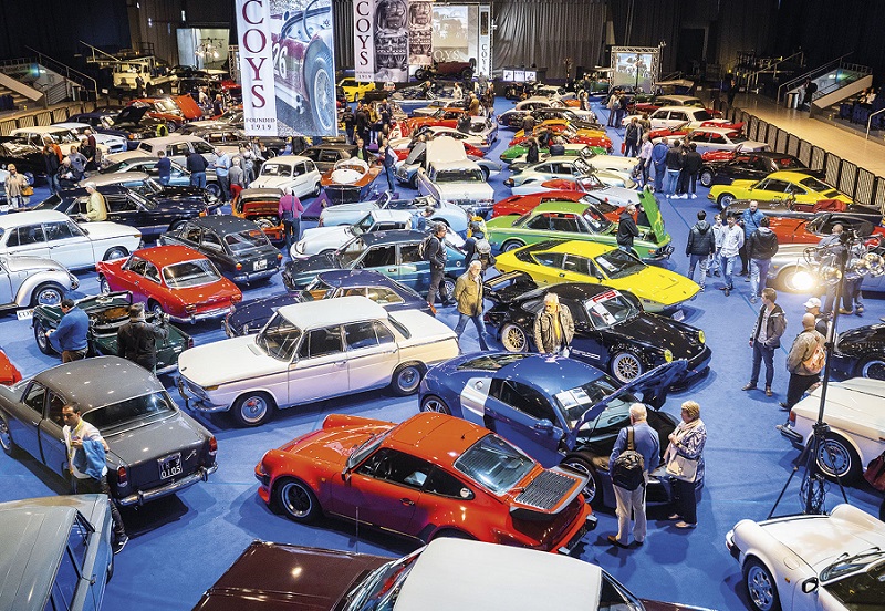 埃森改装车展现场图片3