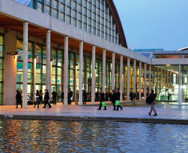 意大利里米尼会展中心实景