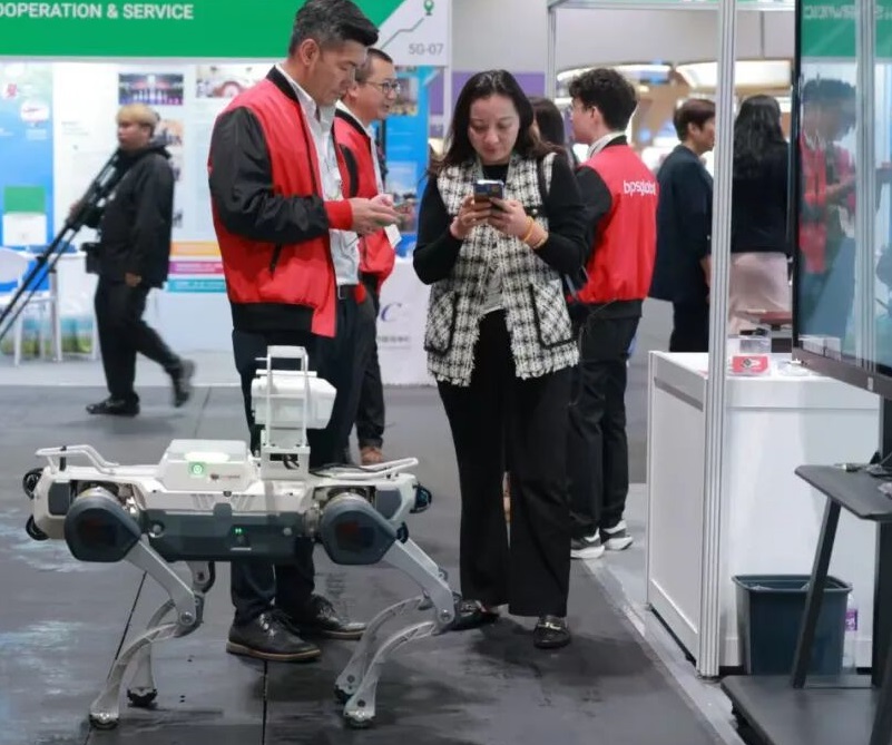 香港機(jī)場展展會(huì)現(xiàn)場(現(xiàn)場盛況)9