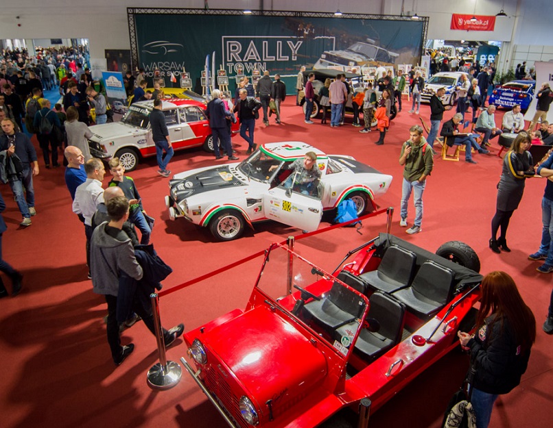 波兰车展现场图片2