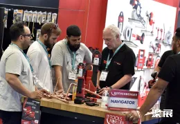 英国室内安装展现场图片8