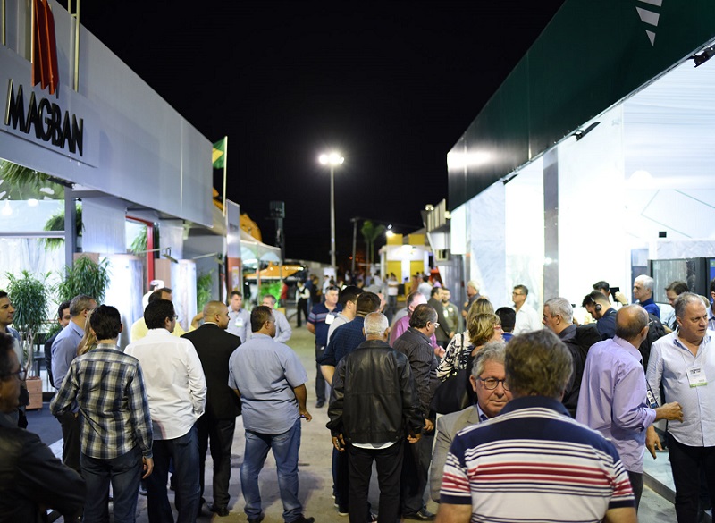 卡舒埃鲁石材展现场图片4