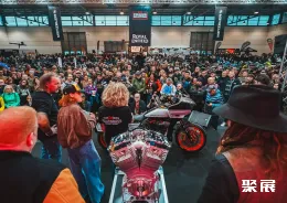 意大利摩托车展现场图片1