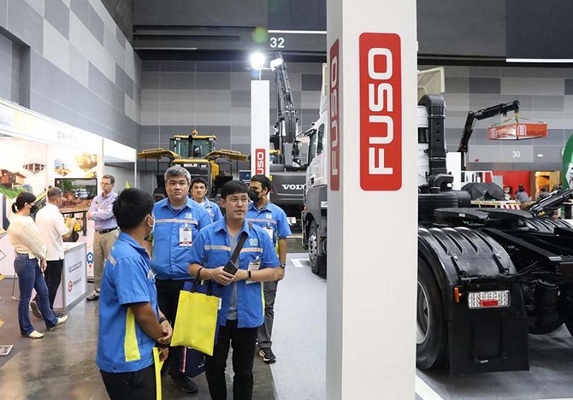 泰国工程机械展现场图片3