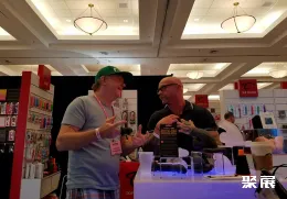 洛杉矶成人展现场图片6