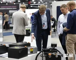 波兰电池展现场图片6