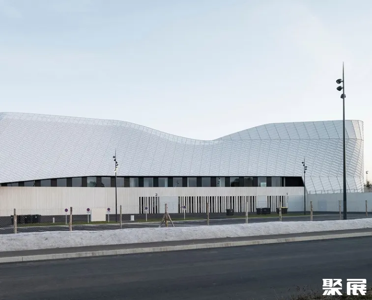 法國拉瓦爾梅耶納Espace Mayenne體育娛樂中心實(shí)景圖