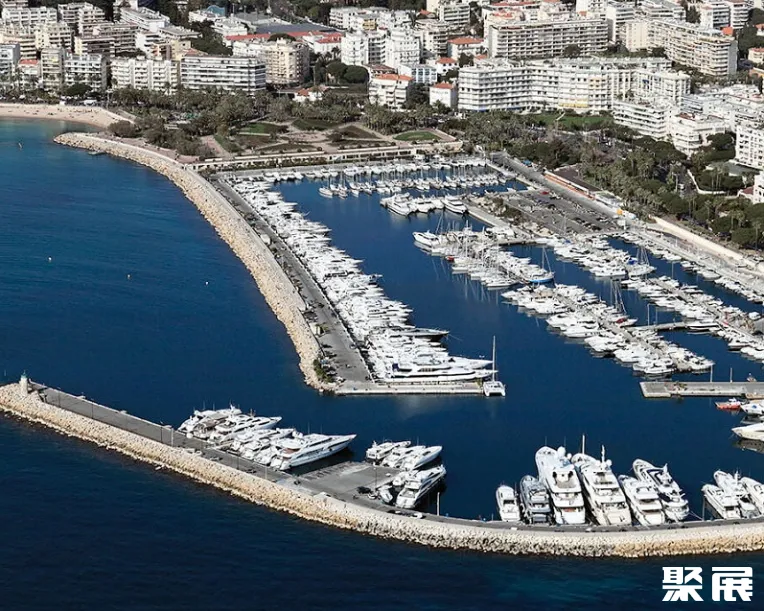 法国戛纳港