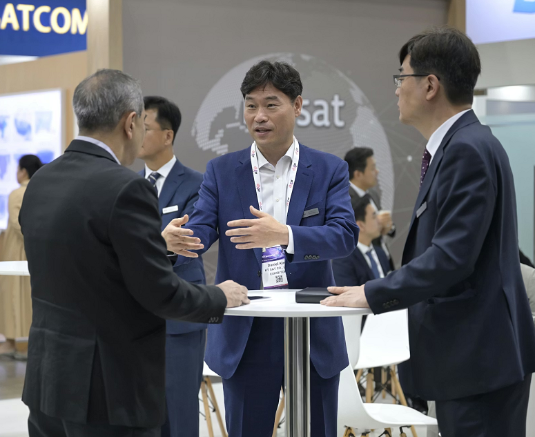 新加坡卫星通信展展会现场(现场盛况)4