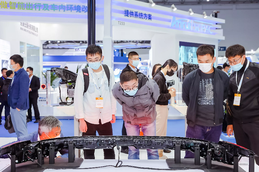 昆山车灯展现场图片4