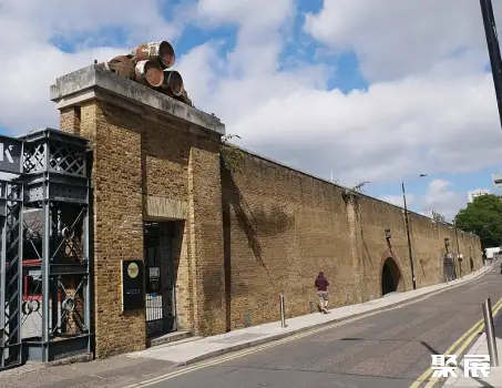 Tobacco Dock