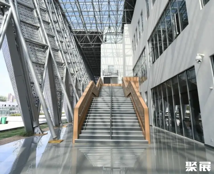 安徽亳州市体育馆实景