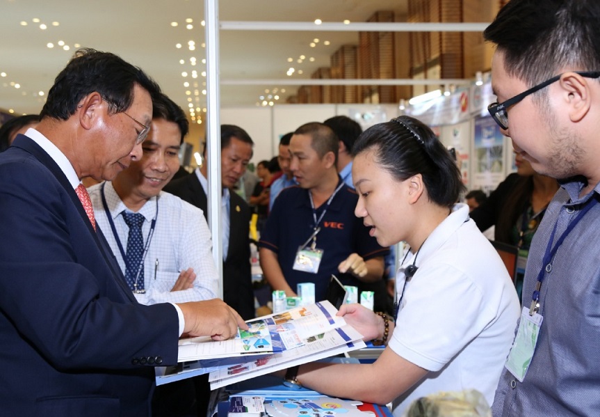 柬埔寨纺织机械展现场图片3