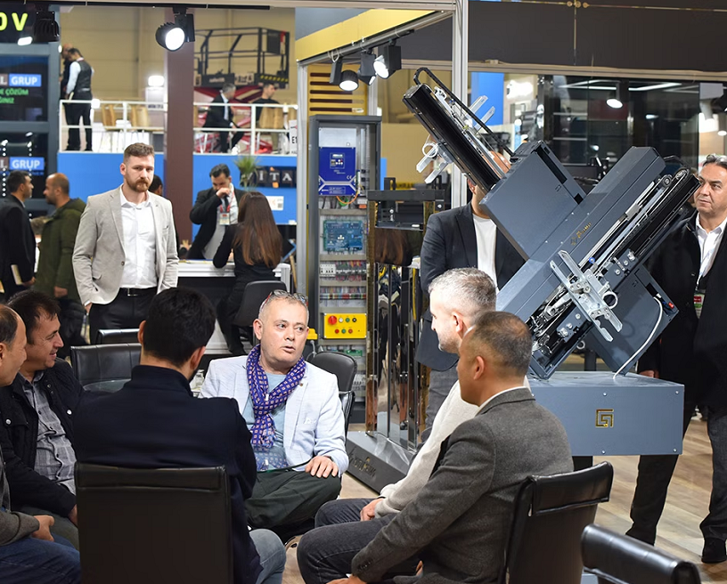 ‌‌塔什干电梯展现场图片1