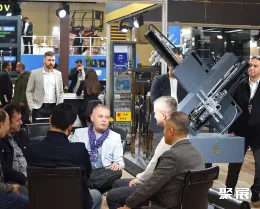 塔什干电梯展现场图片1