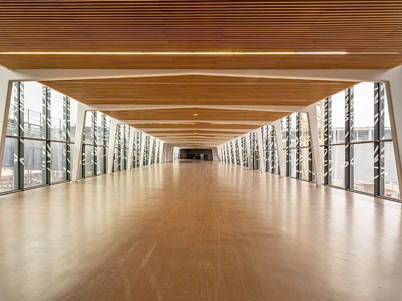 法国巴黎凡尔赛门巴黎会展馆实景图