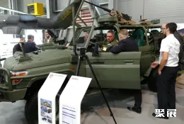 捷克军警展现场图片7